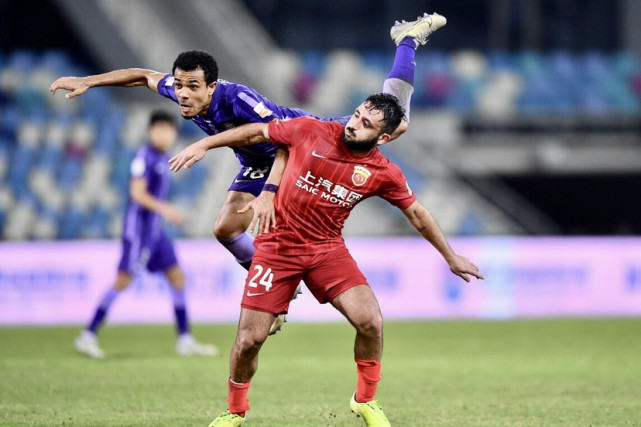 LOL下注官网 -窗口期欧超杯焦点战，上海海港门线救险，目标明确，更衣室氛围转暖 