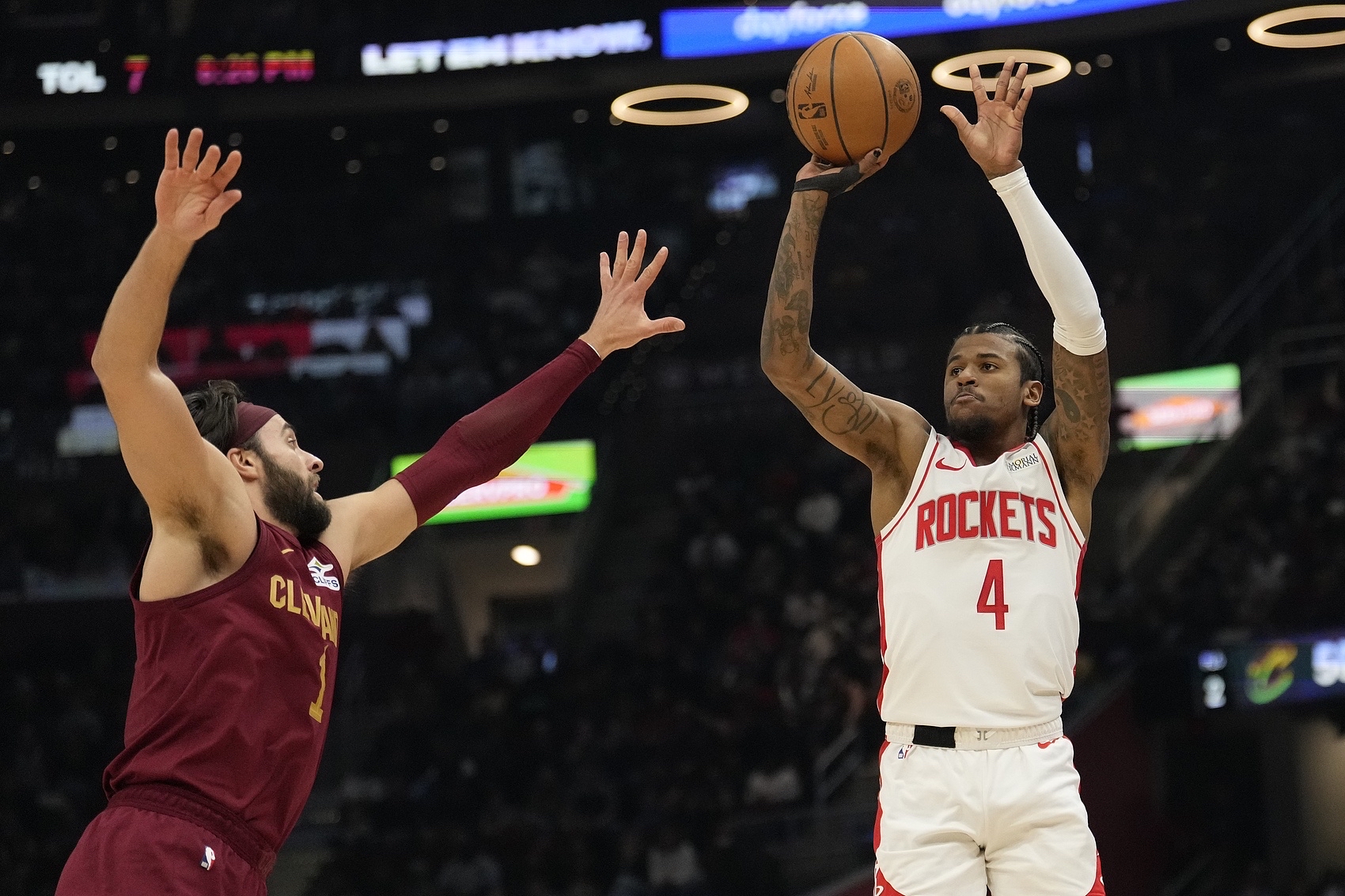 LOL联盟竞猜 -赛地聚焦——NBA常规赛关键时刻热度飙升，圣安东尼奥马刺绝杀压哨，悬念犹存，临场指挥获称赞的简单介绍